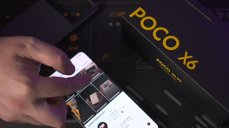 Poco X6 5G smartphone fascia media